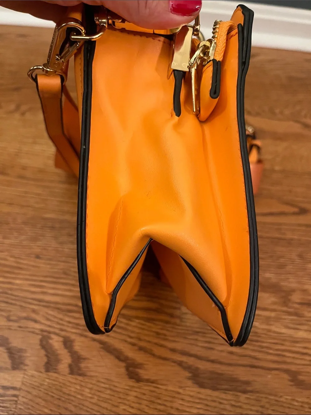 Steve Madden Bevelyn / Evelyn Crossbody Bag Set Orange